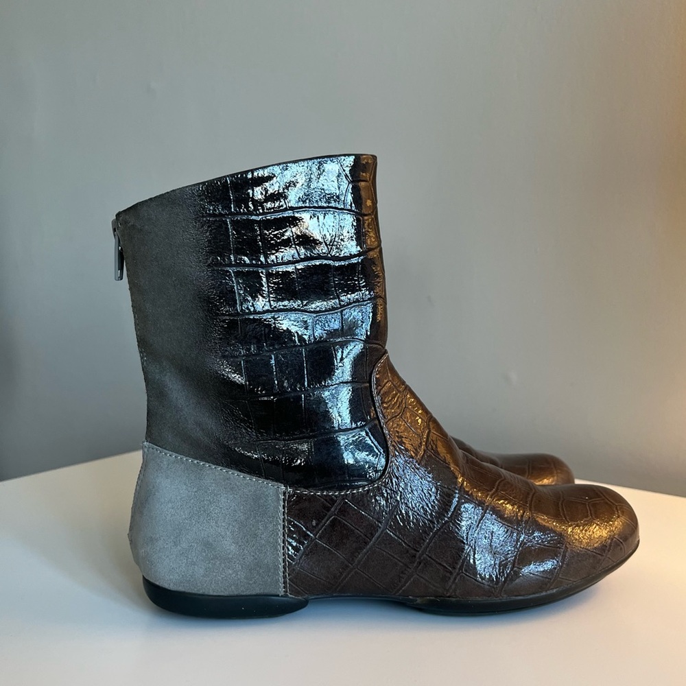 Geox Patrick Cox Flat Heels Ankle Boots, Size - 35